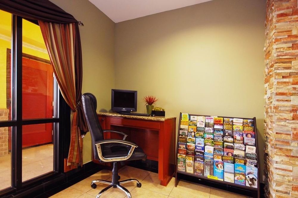 Oyo Lsu Hotel 2*