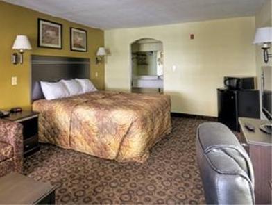 Oyo Lsu Hotel